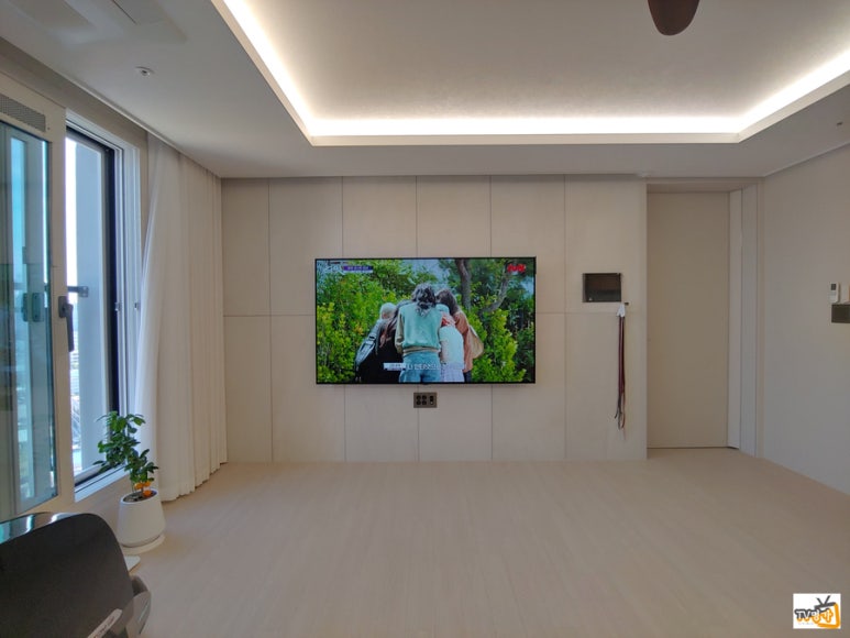 경남아너스빌디오션 LG 77인치